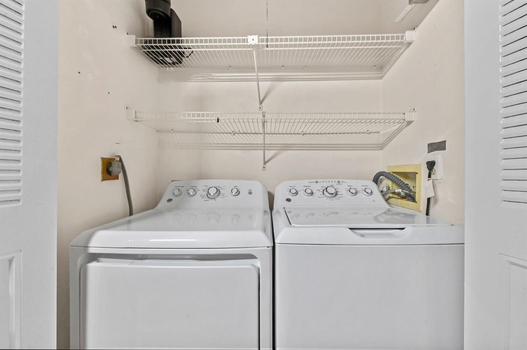 11 Laundry room 01