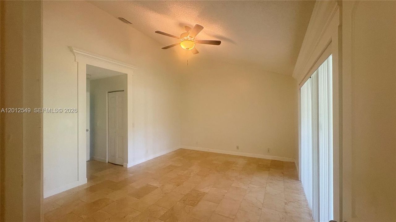 В аренду: $4,400 (3 спален, 2 ванн, 2106 Квадратных фут)