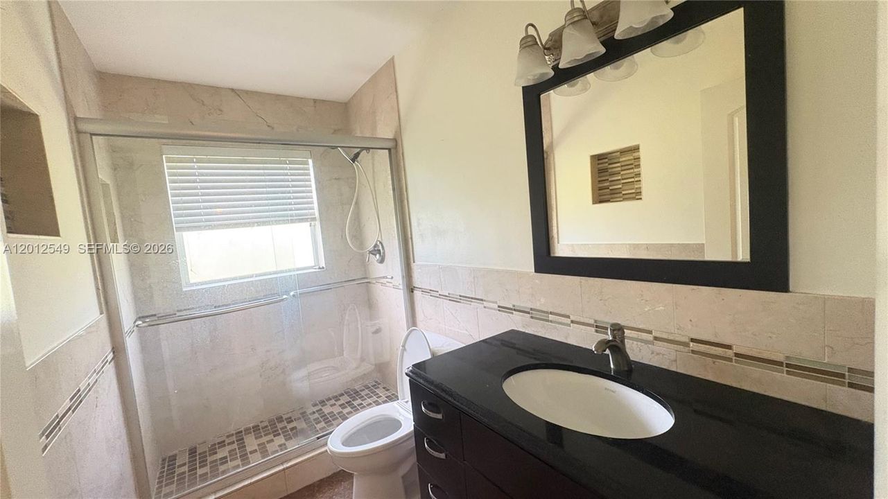 В аренду: $4,400 (3 спален, 2 ванн, 2106 Квадратных фут)
