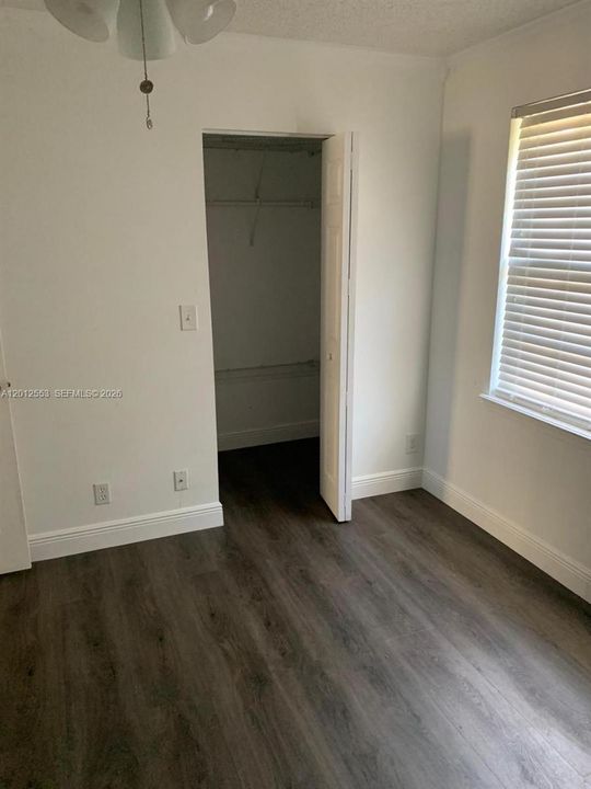 Active With Contract: $2,300 (2 beds, 2 baths, 1008 Square Feet)