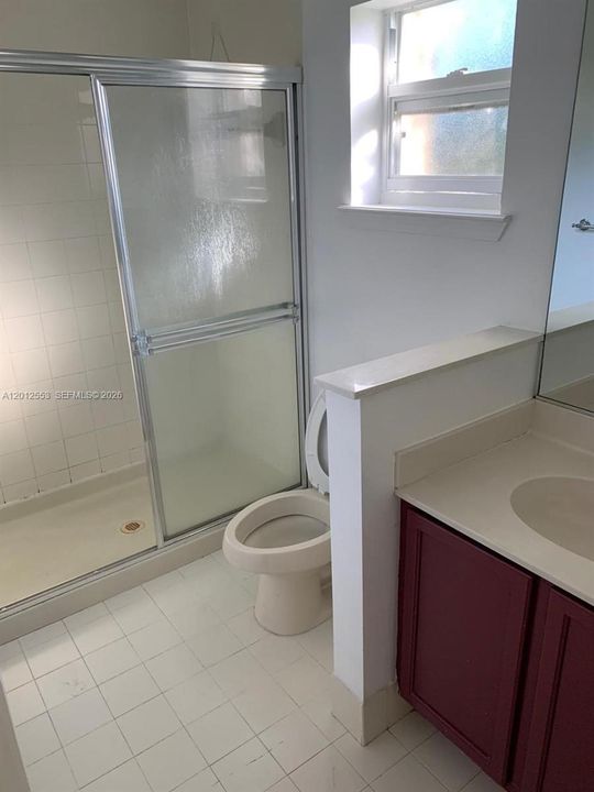 Active With Contract: $2,300 (2 beds, 2 baths, 1008 Square Feet)