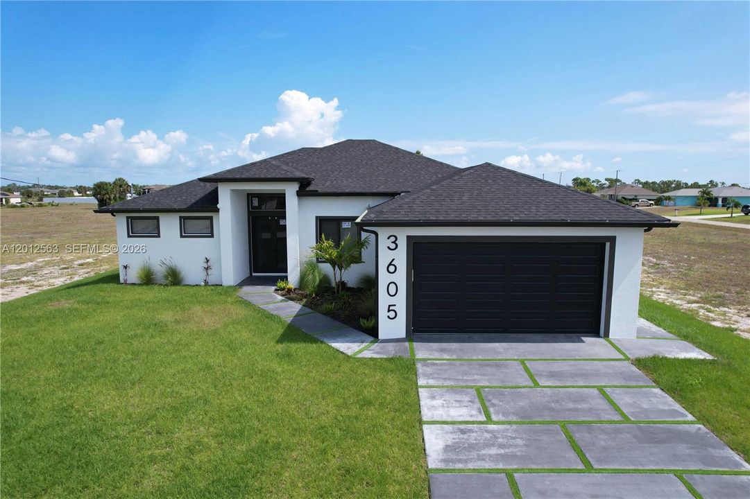 En Venta: $600,000 (4 camas, 3 baños, 0 Pies cuadrados)