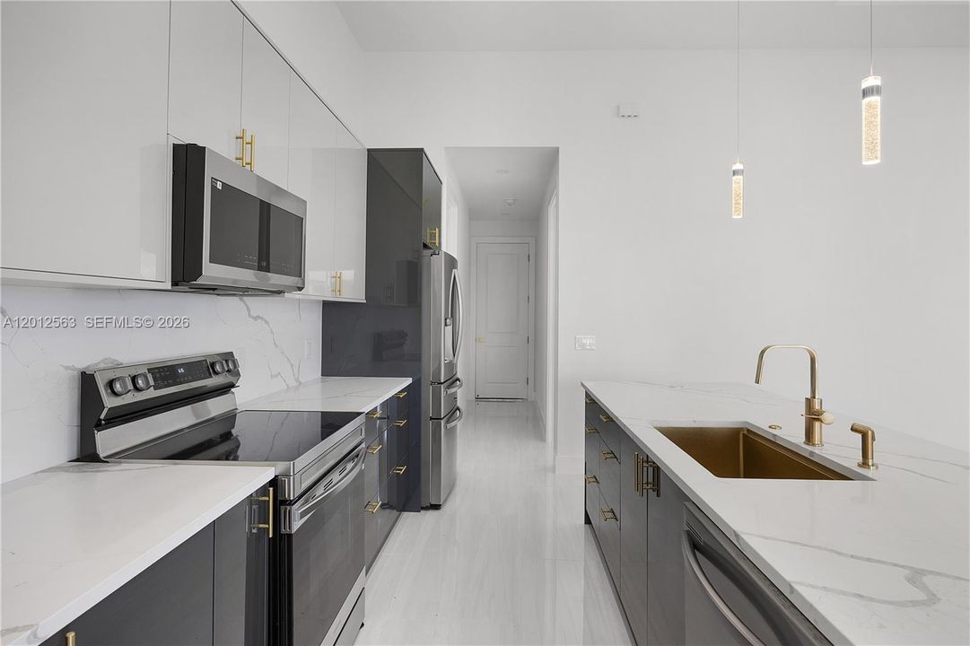 En Venta: $600,000 (4 camas, 3 baños, 0 Pies cuadrados)