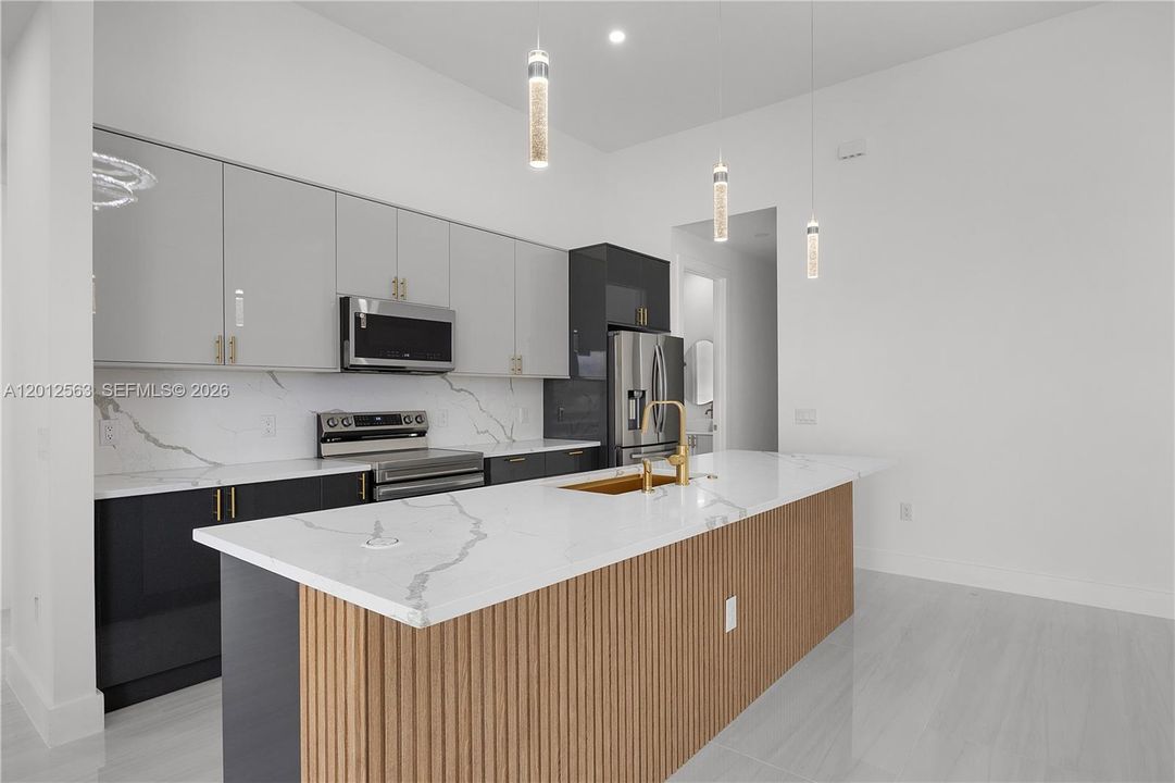 En Venta: $600,000 (4 camas, 3 baños, 0 Pies cuadrados)