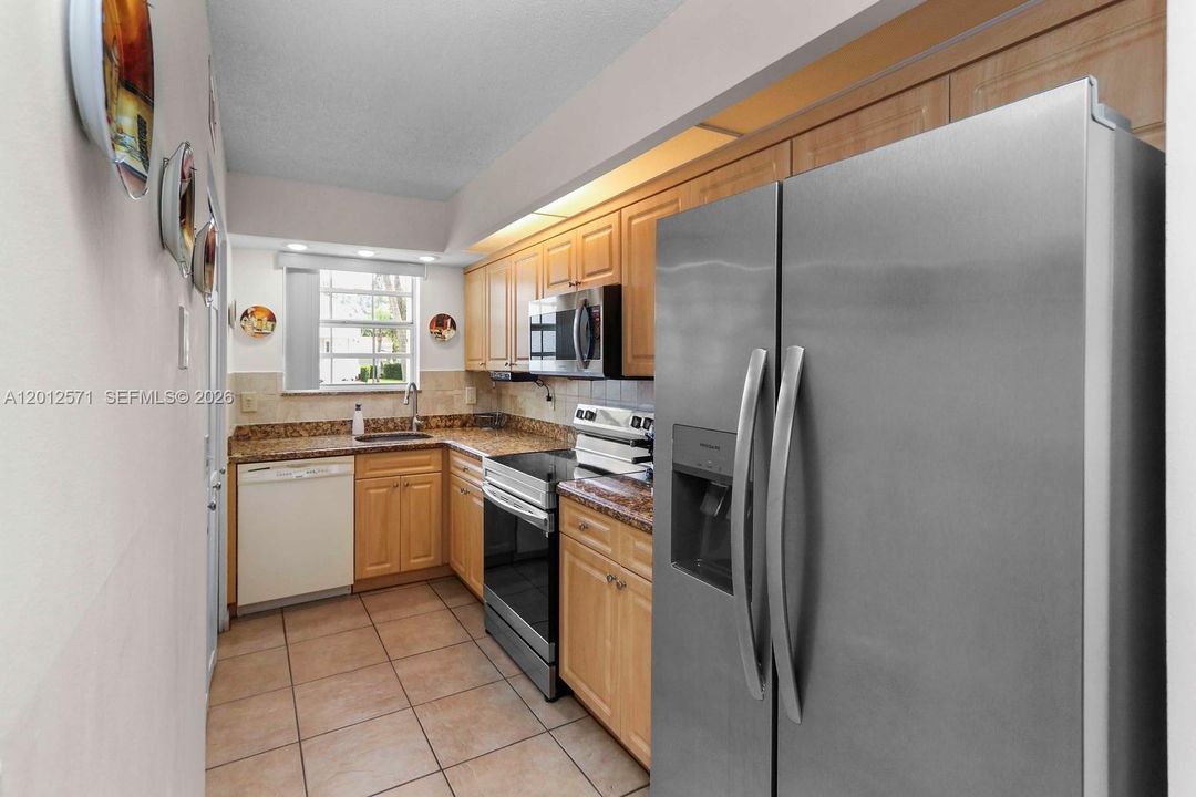En Venta: $199,900 (2 camas, 2 baños, 930 Pies cuadrados)