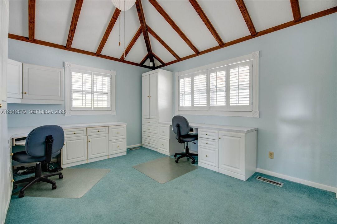 bedroom2/office