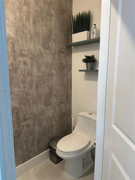 Activo con contrato: $3,150 (3 camas, 2 baños, 1651 Pies cuadrados)