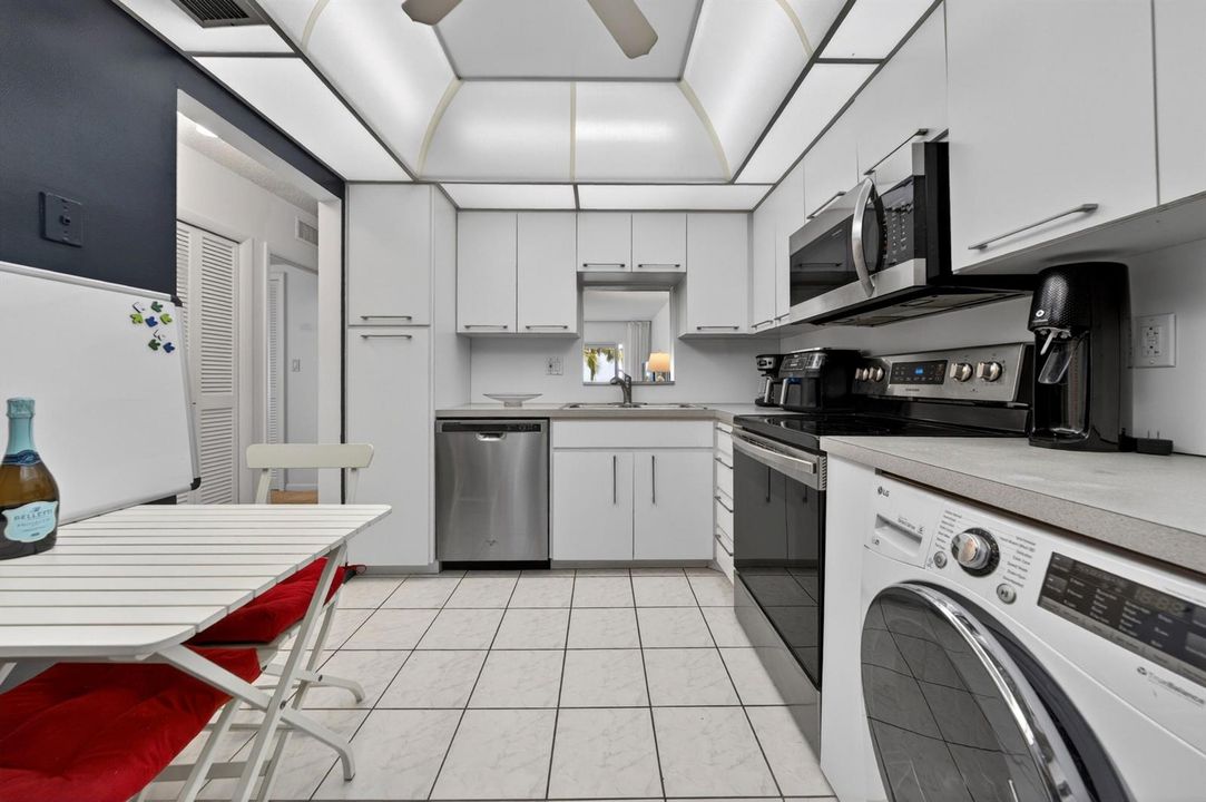 021-002-Kitchen-4000x2662