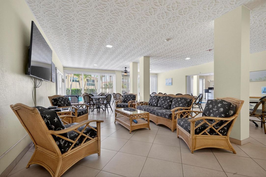 028-022-Recreation Room-4000x2660
