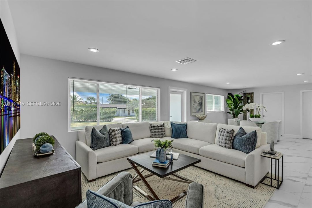 For Sale: $1,500,000 (4 beds, 2 baths, 2003 Square Feet)
