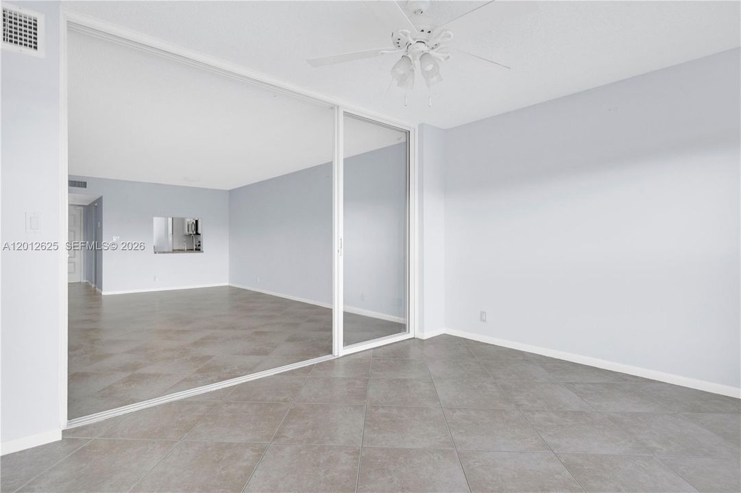 Active With Contract: $2,100 (2 beds, 2 baths, 1140 Square Feet)