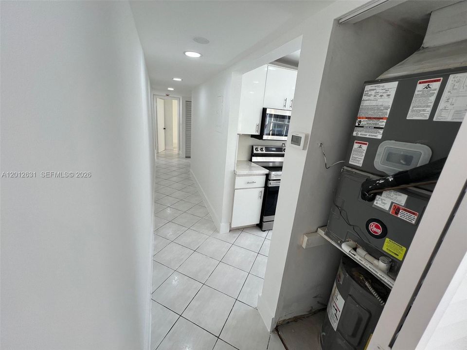 Activo con contrato: $2,500 (2 camas, 1 baños, 720 Pies cuadrados)