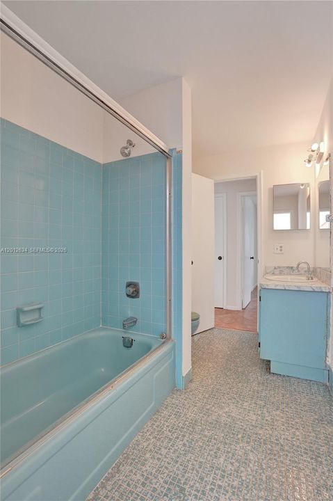 En Venta: $598,800 (4 camas, 2 baños, 1740 Pies cuadrados)