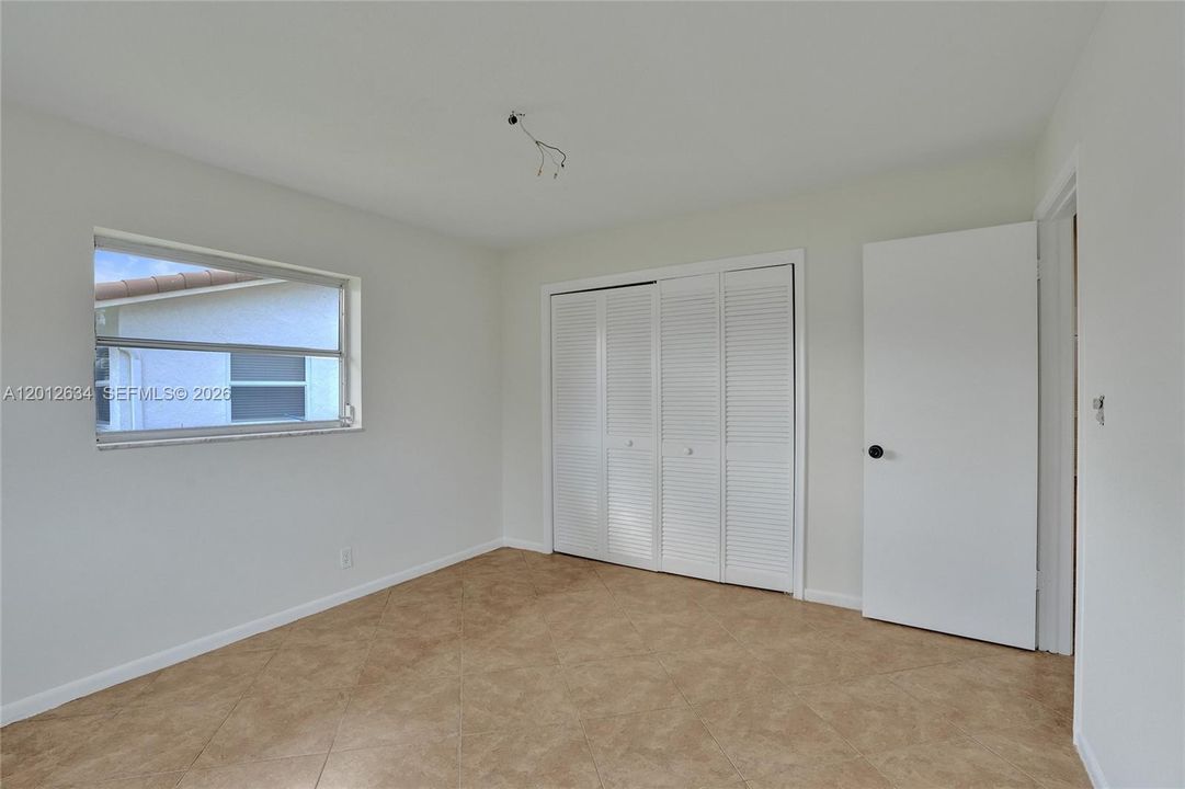 En Venta: $598,800 (4 camas, 2 baños, 1740 Pies cuadrados)