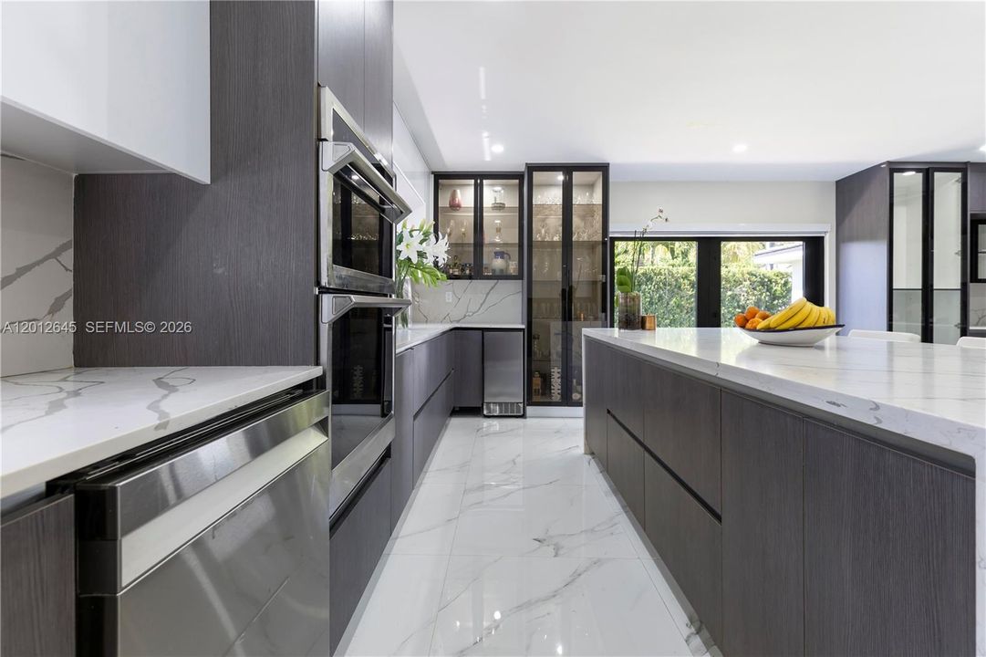 En Venta: $2,379,000 (4 camas, 2 baños, 1876 Pies cuadrados)