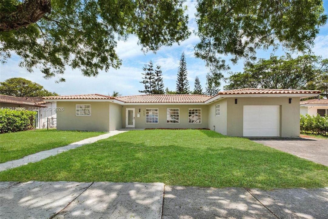 Active With Contract: $1,000,000 (5 beds, 4 baths, 1940 Square Feet)