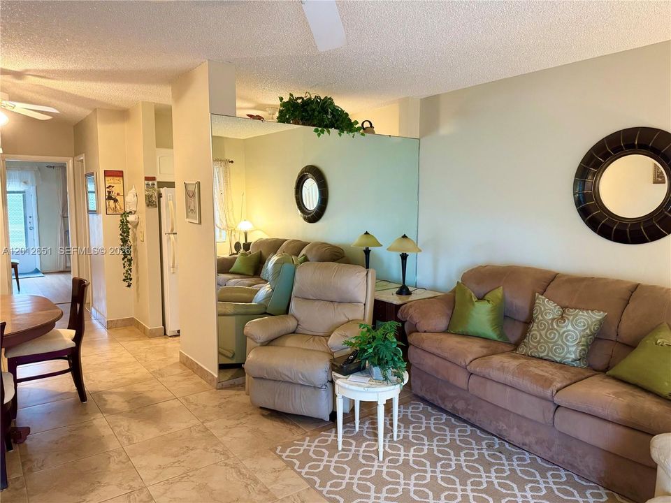 En Venta: $119,999 (1 camas, 1 baños, 785 Pies cuadrados)