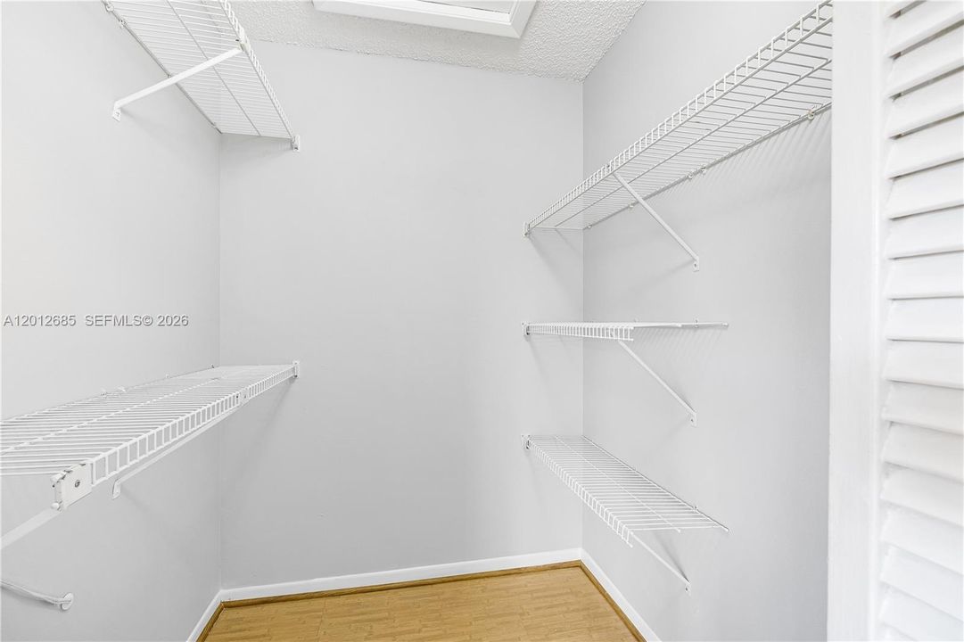 В аренду: $3,685 (2 спален, 2 ванн, 1058 Квадратных фут)