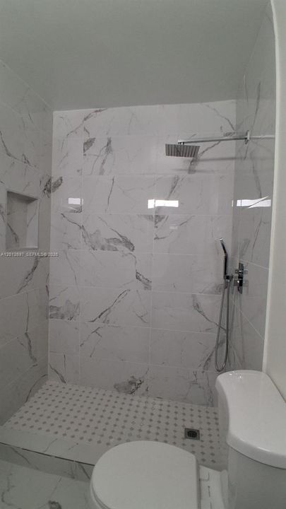 Activo con contrato: $259,000 (2 camas, 2 baños, 998 Pies cuadrados)