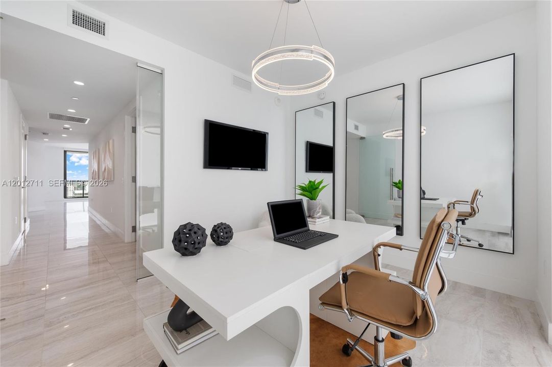В аренду: $12,000 (2 спален, 2 ванн, 2191 Квадратных фут)