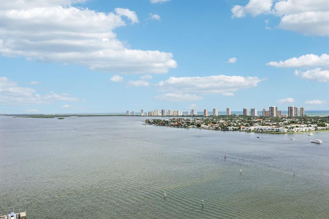 42-web-or-mls-Lake Shore Dr 2008-S0710-0