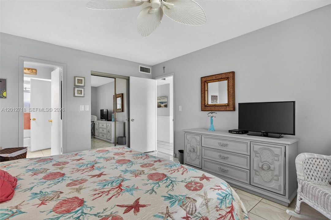 For Sale: $89,500 (1 beds, 1 baths, 680 Square Feet)