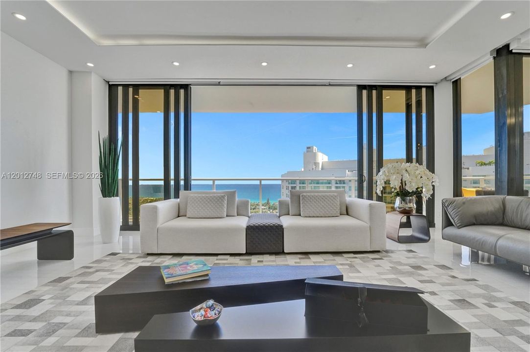 For Sale: $1,495,000 (2 beds, 2 baths, 1800 Square Feet)