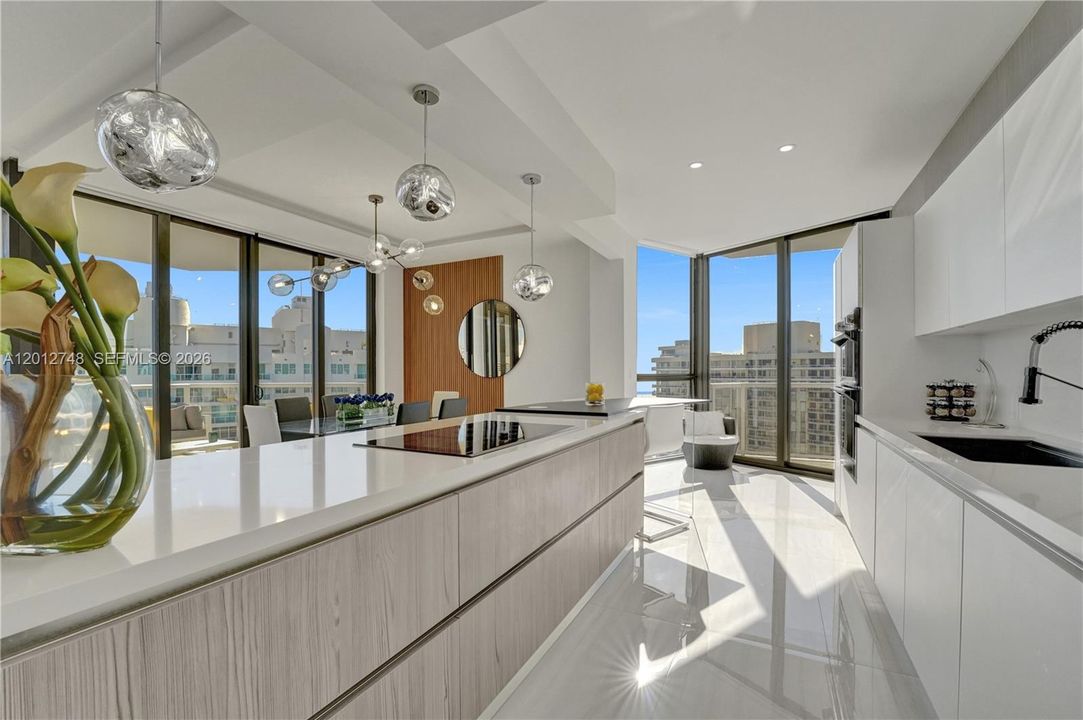 For Sale: $1,495,000 (2 beds, 2 baths, 1800 Square Feet)