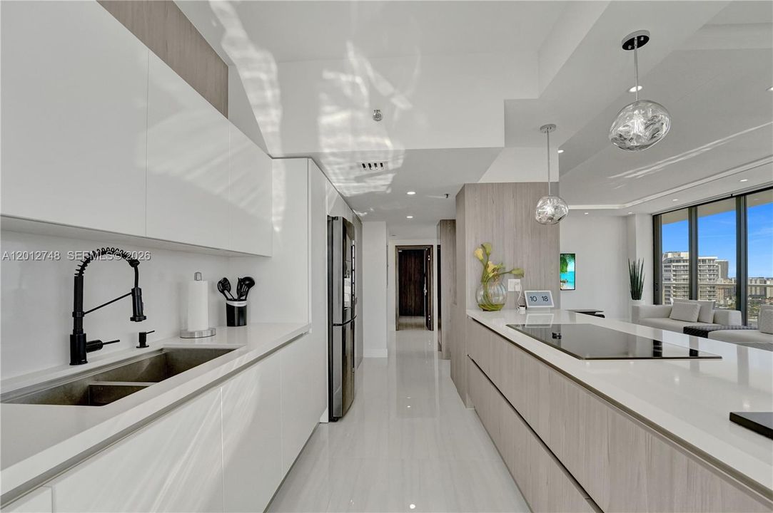 For Sale: $1,495,000 (2 beds, 2 baths, 1800 Square Feet)