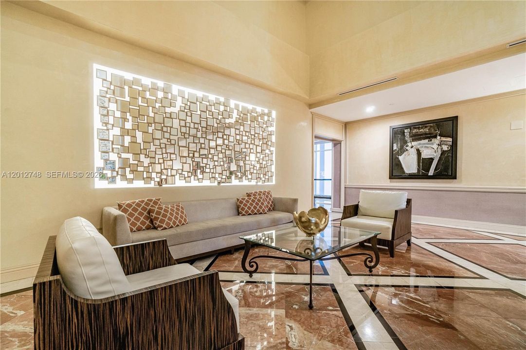 For Sale: $1,495,000 (2 beds, 2 baths, 1800 Square Feet)