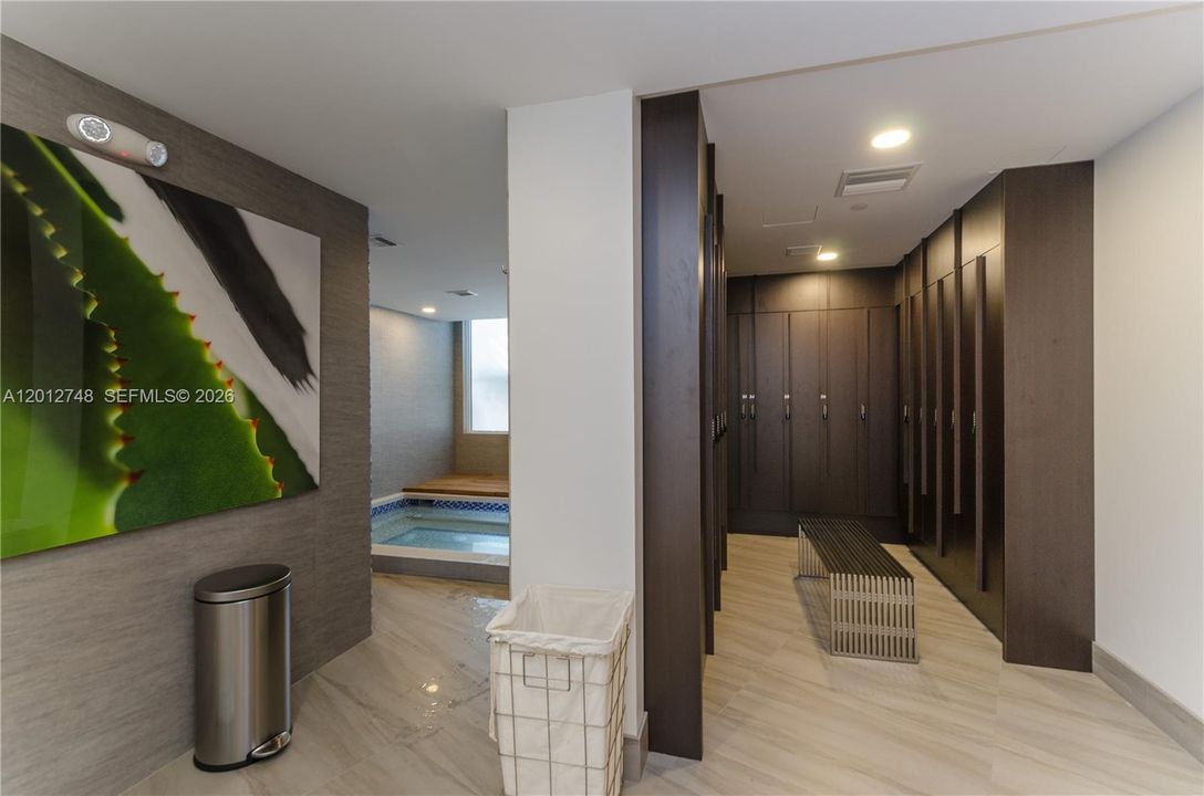 For Sale: $1,495,000 (2 beds, 2 baths, 1800 Square Feet)