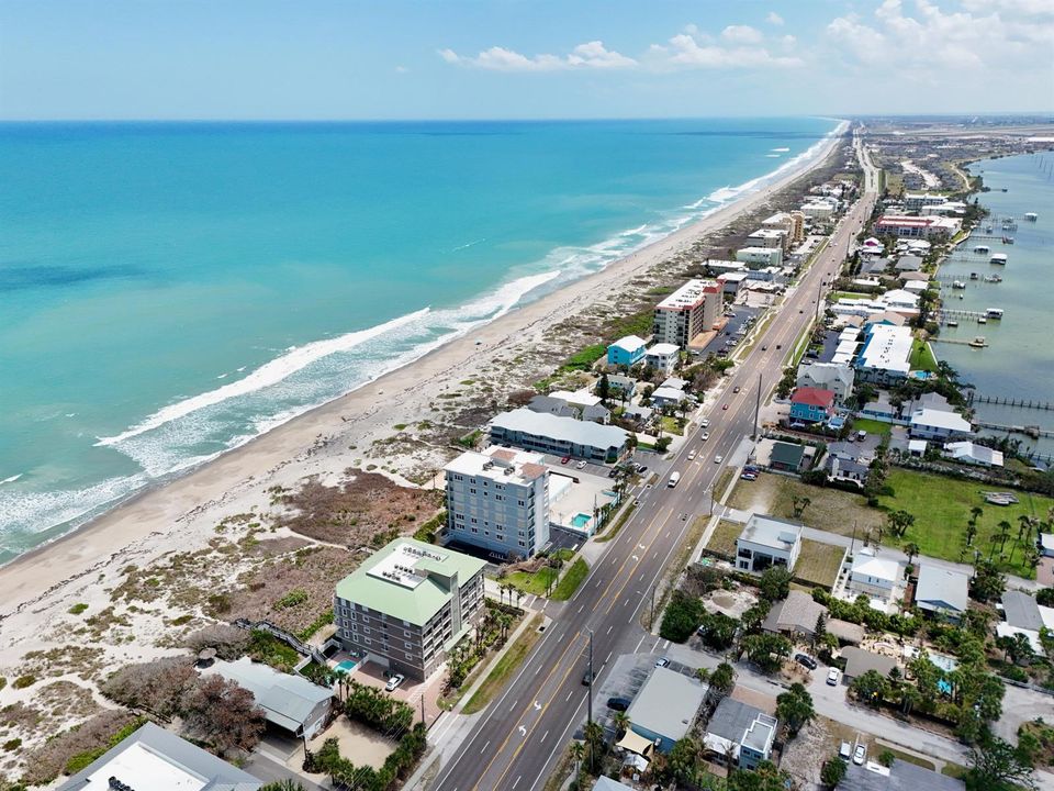 2465 S Atlantic Ave 401 Aerial SE Beach