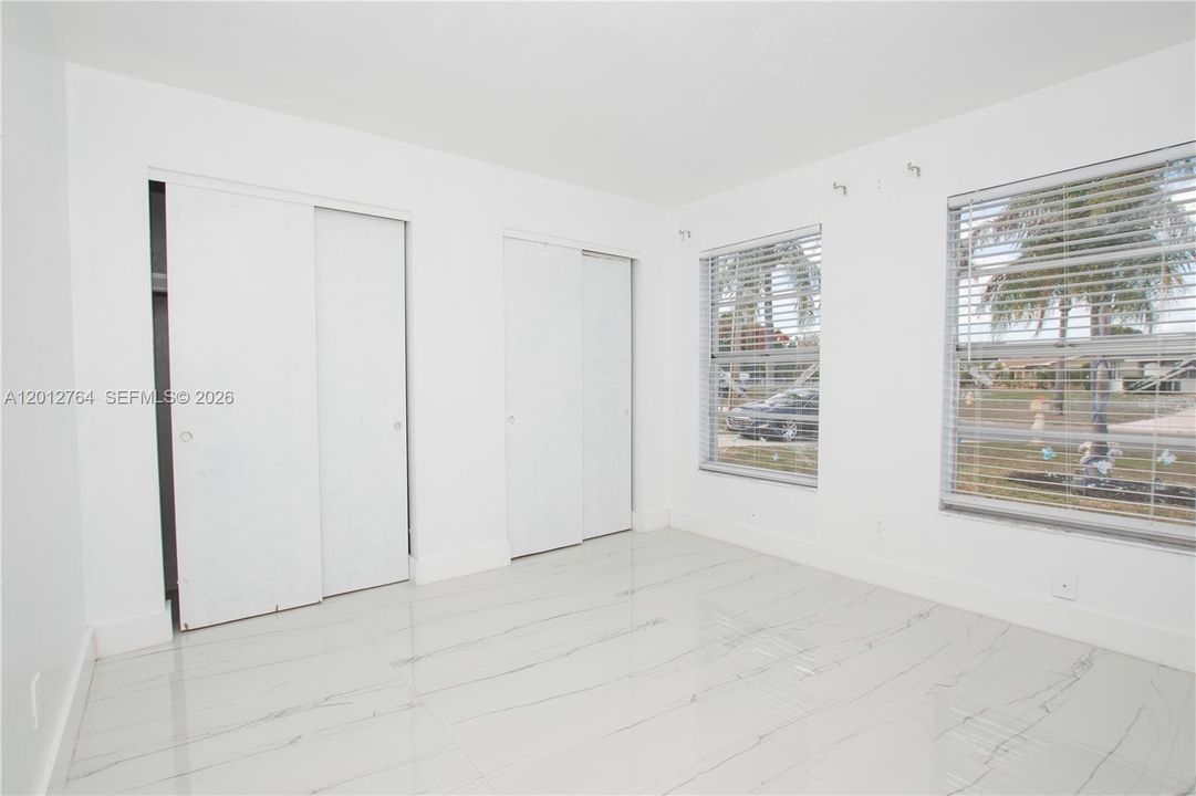 En Venta: $272,900 (3 camas, 2 baños, 0 Pies cuadrados)