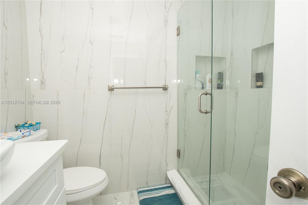 En Venta: $272,900 (3 camas, 2 baños, 0 Pies cuadrados)