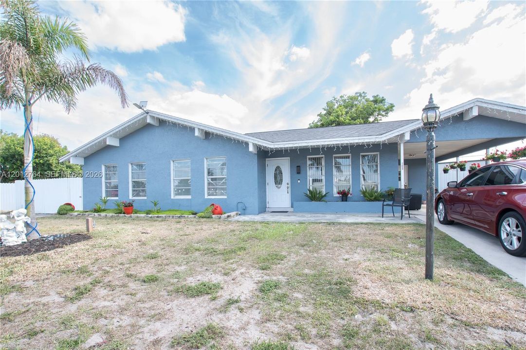 En Venta: $272,900 (3 camas, 2 baños, 0 Pies cuadrados)