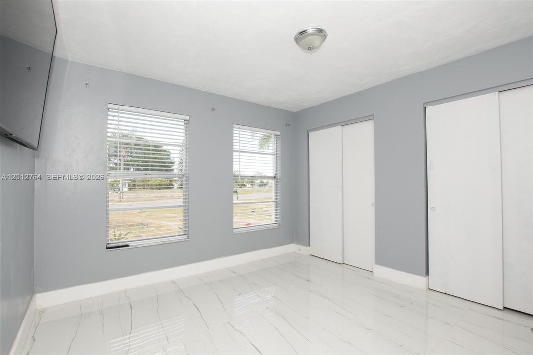En Venta: $272,900 (3 camas, 2 baños, 0 Pies cuadrados)