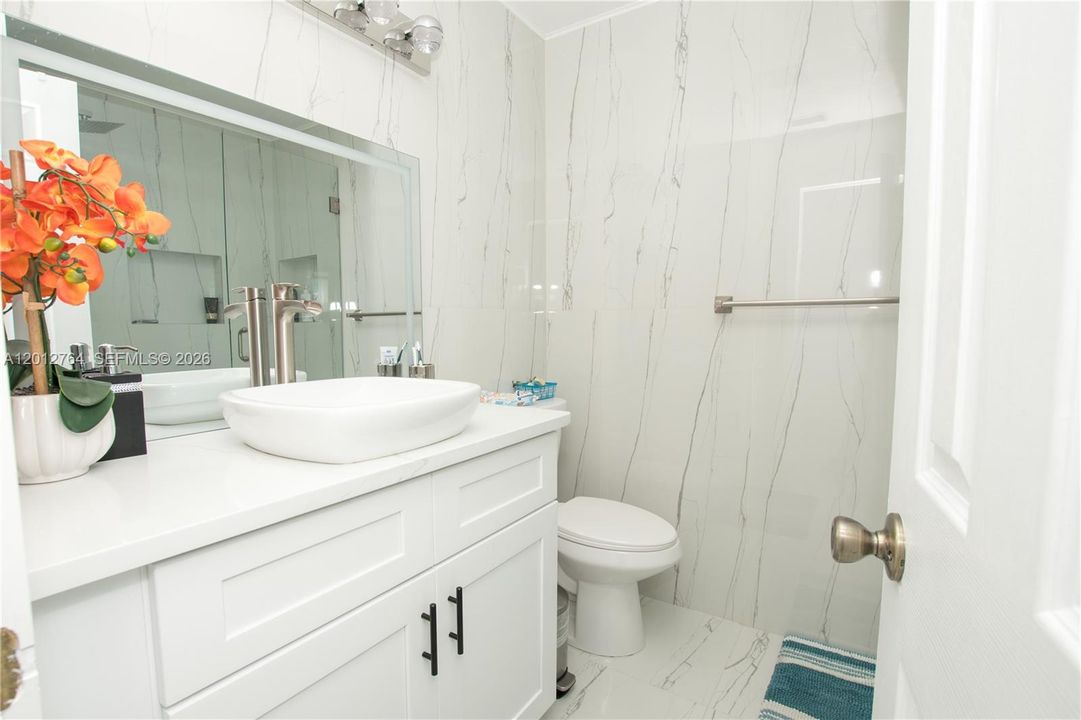 En Venta: $272,900 (3 camas, 2 baños, 0 Pies cuadrados)