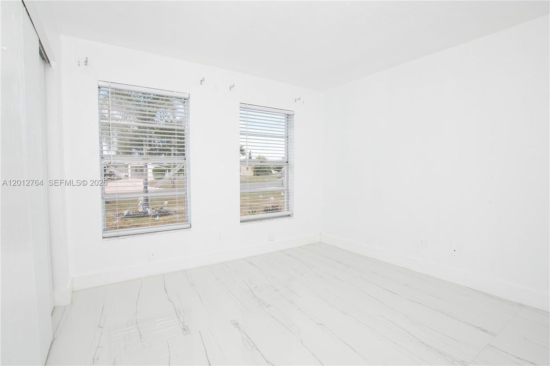 En Venta: $272,900 (3 camas, 2 baños, 0 Pies cuadrados)