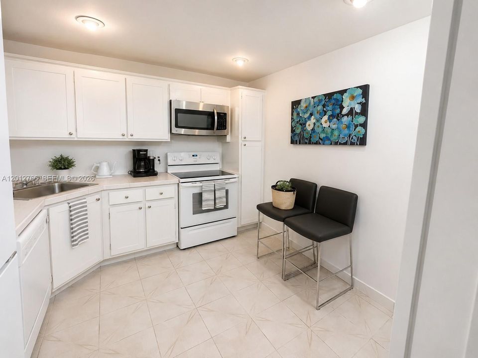 For Sale: $167,000 (0 beds, 0 baths, 887 Square Feet)