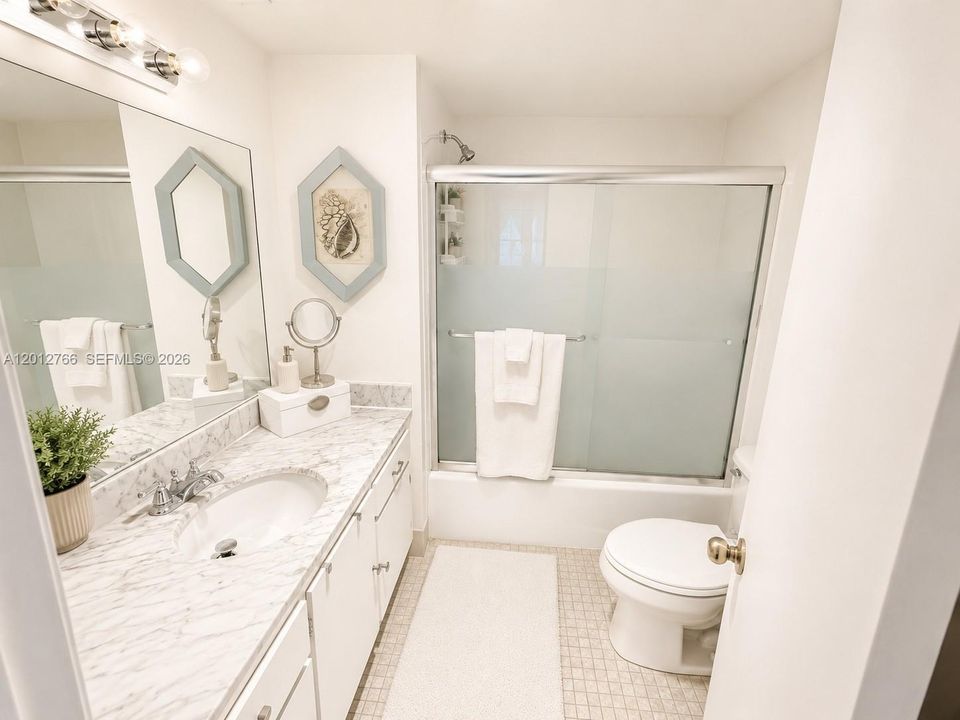 For Sale: $167,000 (0 beds, 0 baths, 887 Square Feet)