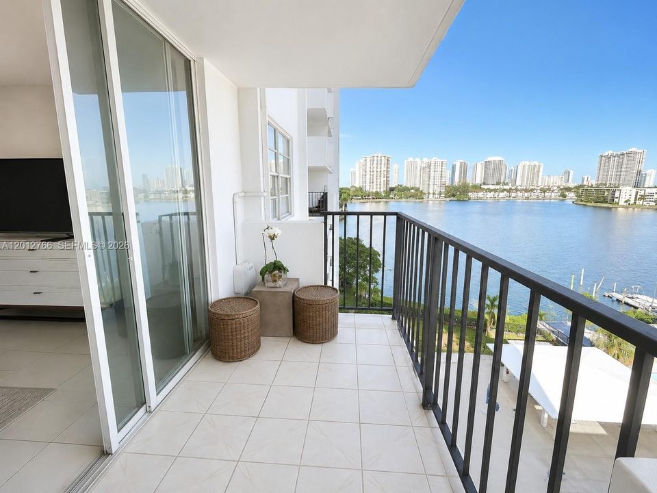 For Sale: $167,000 (0 beds, 0 baths, 887 Square Feet)