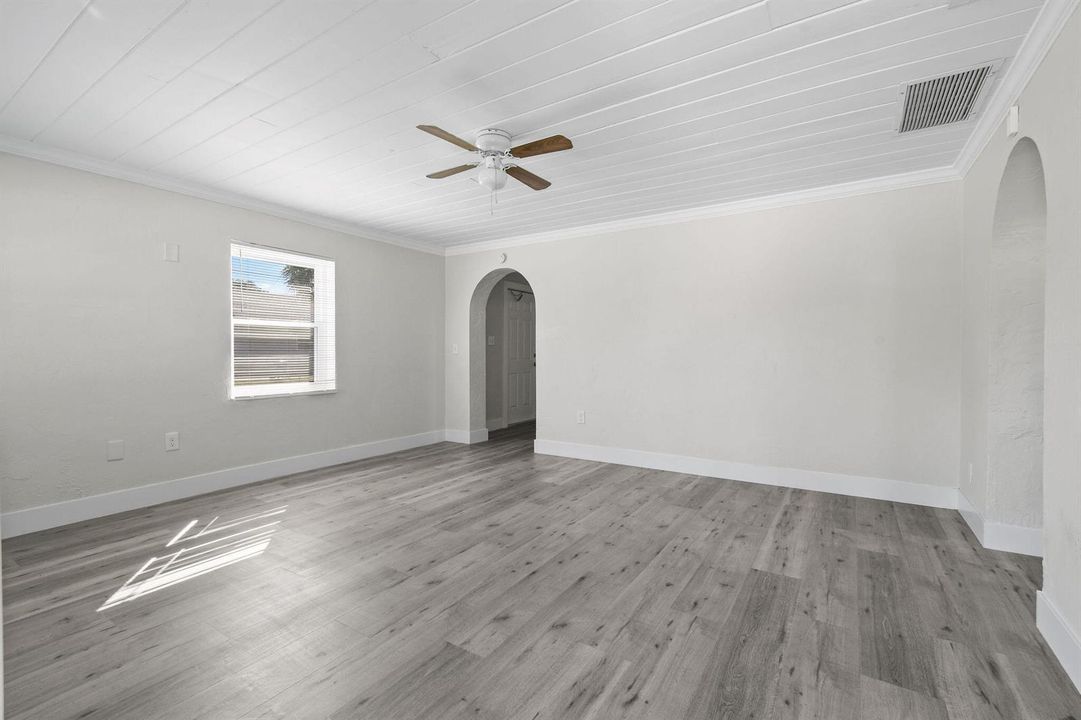 1301W25thSt(7)