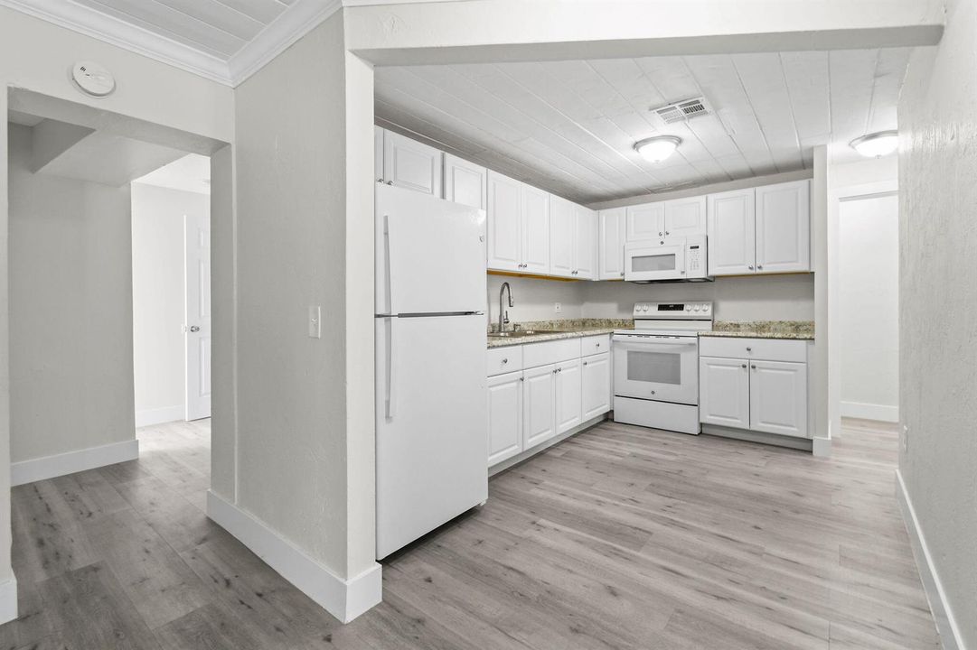 1301W25thSt(14)