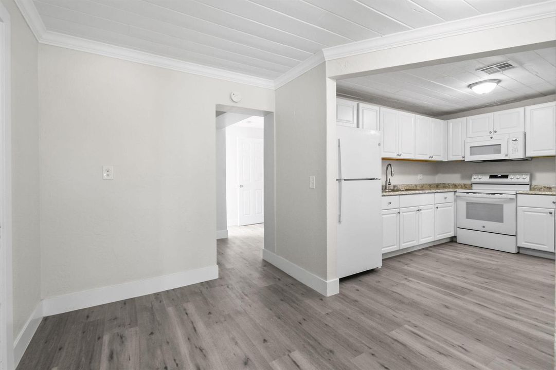 1301W25thSt(10)