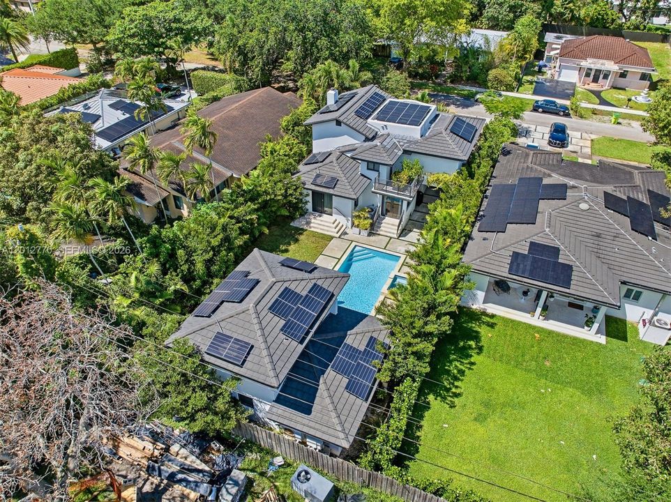 En Renta: $15,500 (5 camas, 4 baños, 2324 Pies cuadrados)