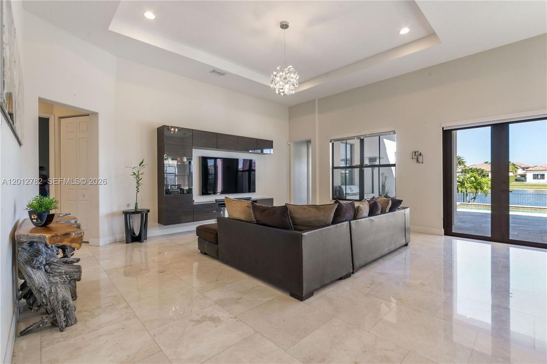 В аренду: $9,500 (4 спален, 3 ванн, 2860 Квадратных фут)