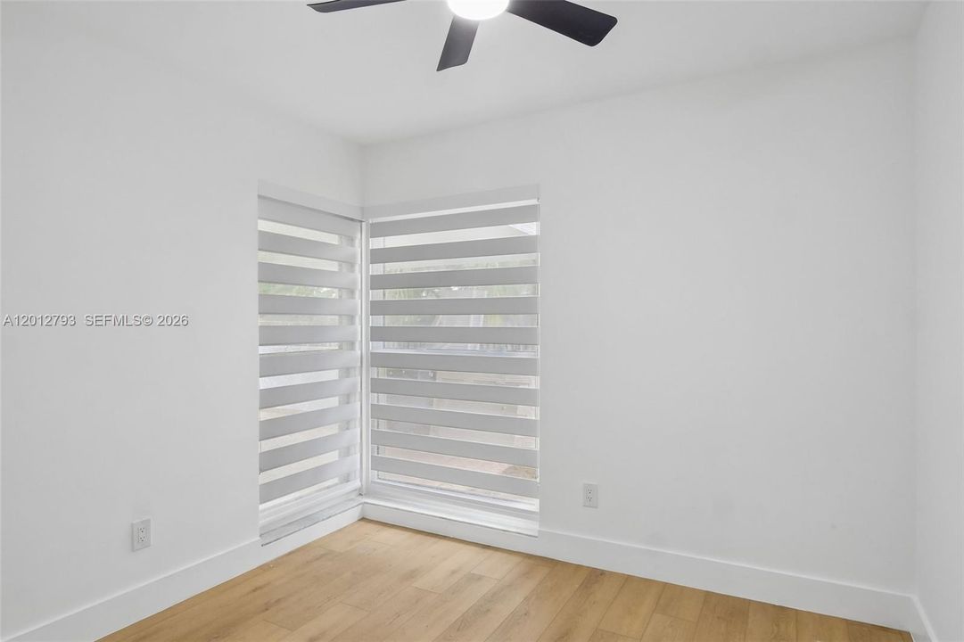 Active With Contract: $650,000 (3 beds, 2 baths, 1732 Square Feet)