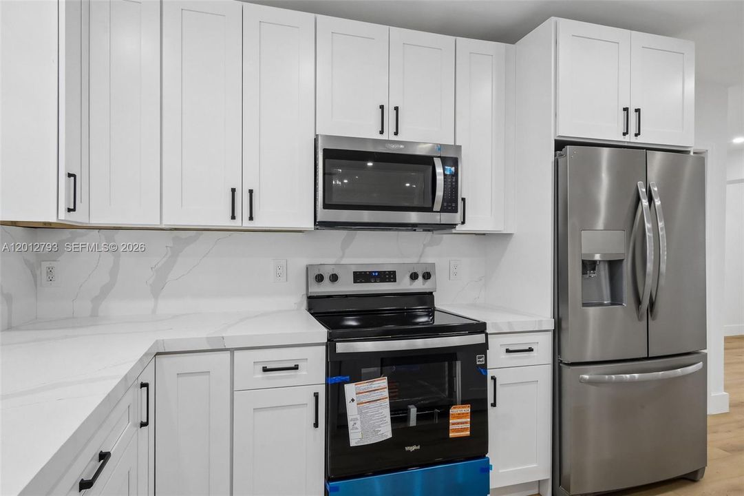 Active With Contract: $650,000 (3 beds, 2 baths, 1732 Square Feet)