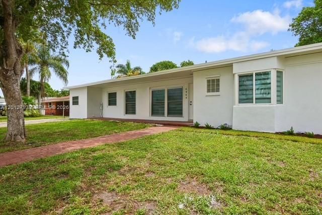 Active With Contract: $650,000 (3 beds, 2 baths, 1732 Square Feet)