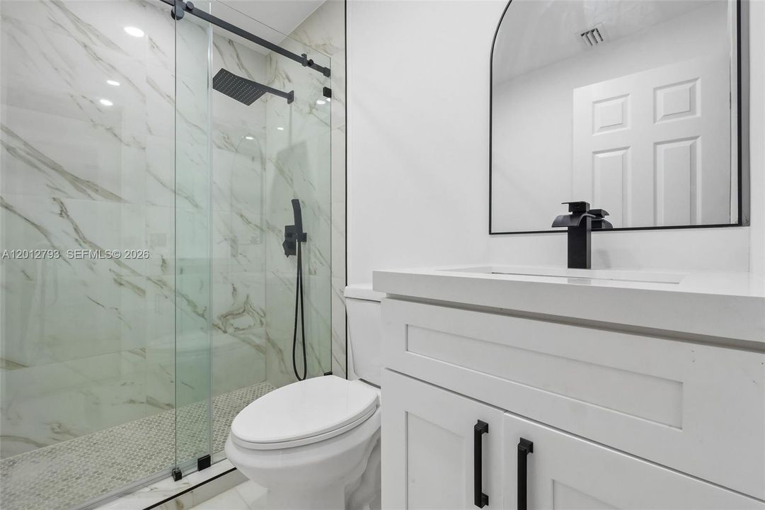 Active With Contract: $650,000 (3 beds, 2 baths, 1732 Square Feet)